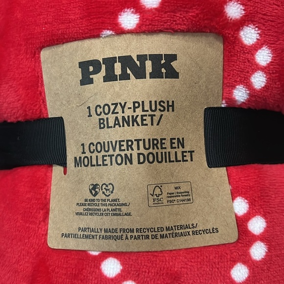 New Plush warm blanket from PINK. - Picture 2 of 5